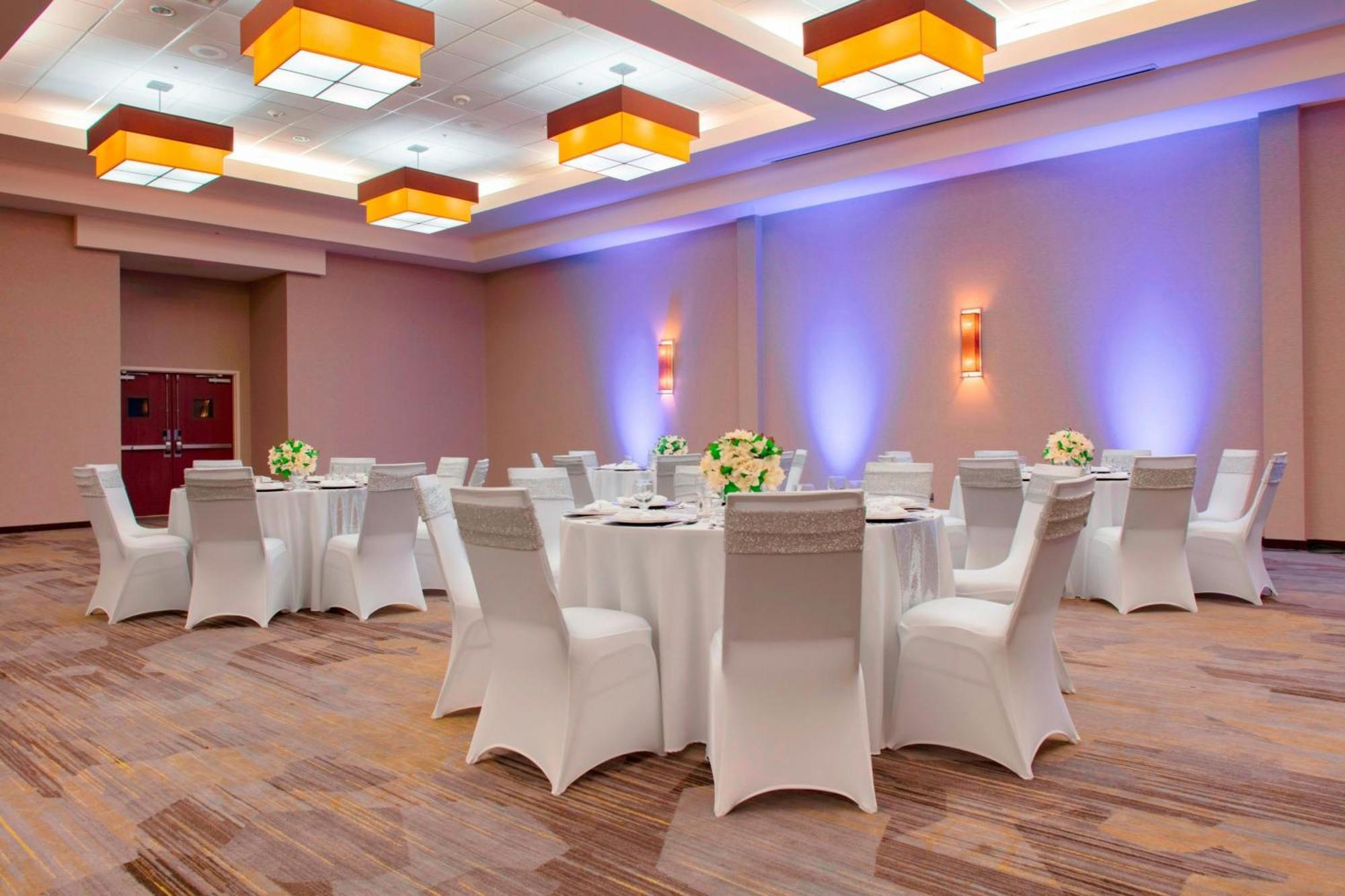Courtyard By Marriott Кіллін Екстер'єр фото